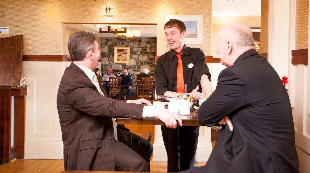 The Arches Hotel Claregalway Ngoại thất bức ảnh