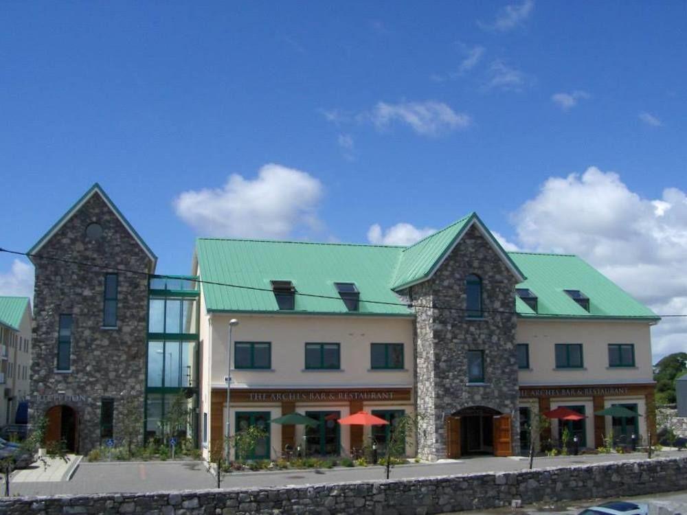 The Arches Hotel Claregalway Ngoại thất bức ảnh