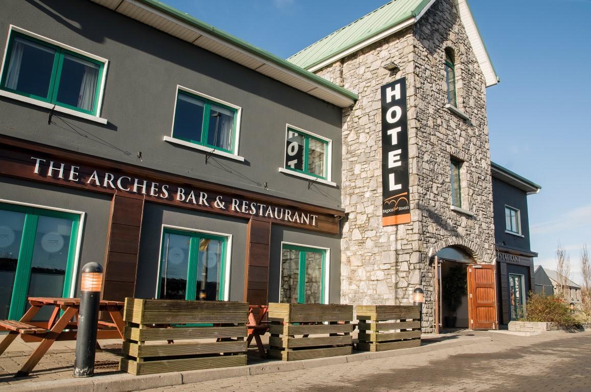 The Arches Hotel Claregalway Ngoại thất bức ảnh