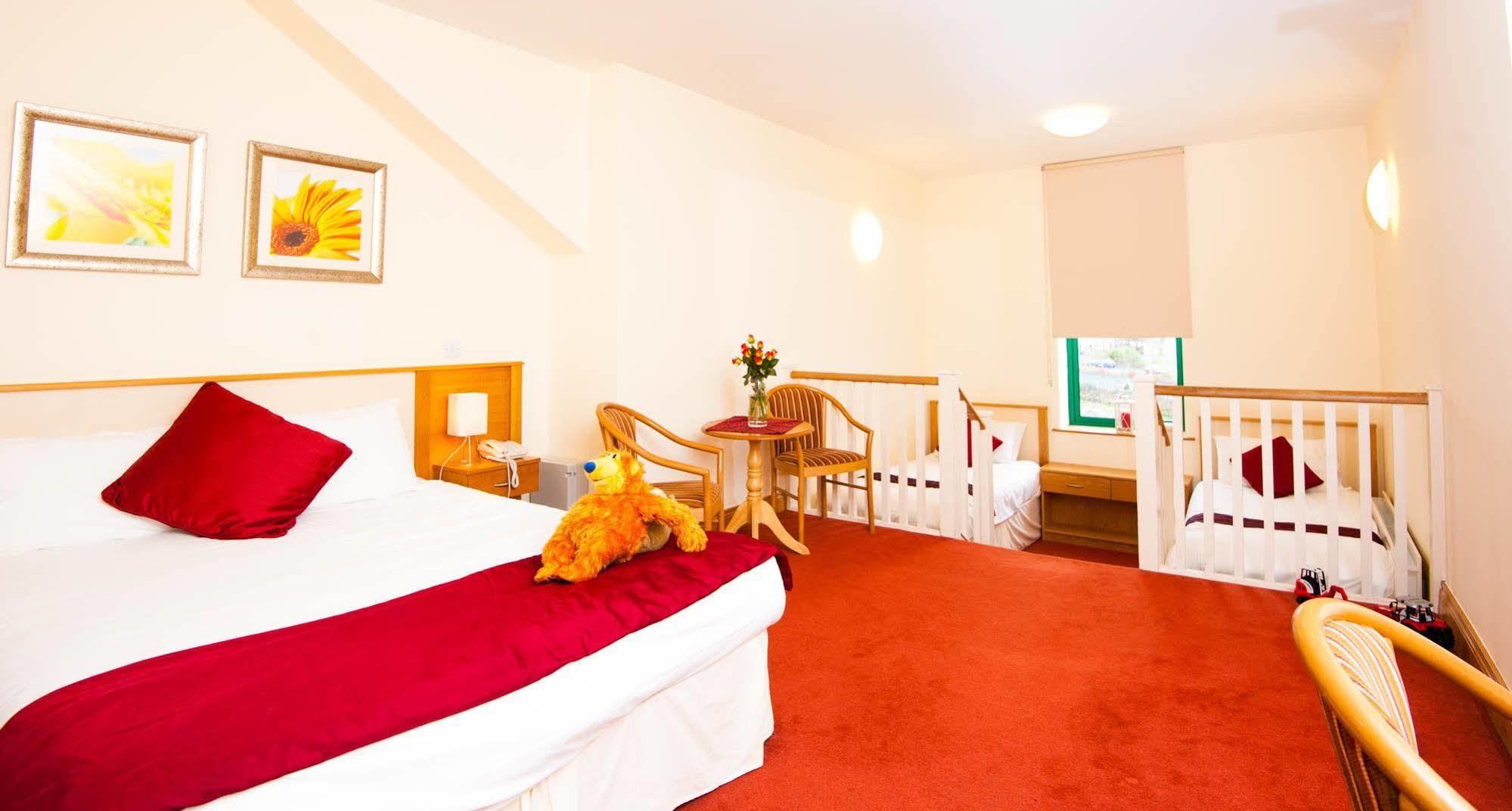 The Arches Hotel Claregalway Ngoại thất bức ảnh