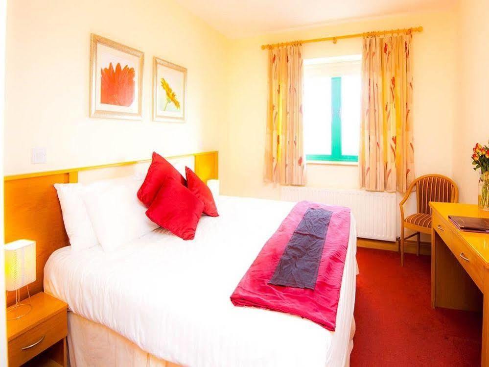 The Arches Hotel Claregalway Ngoại thất bức ảnh