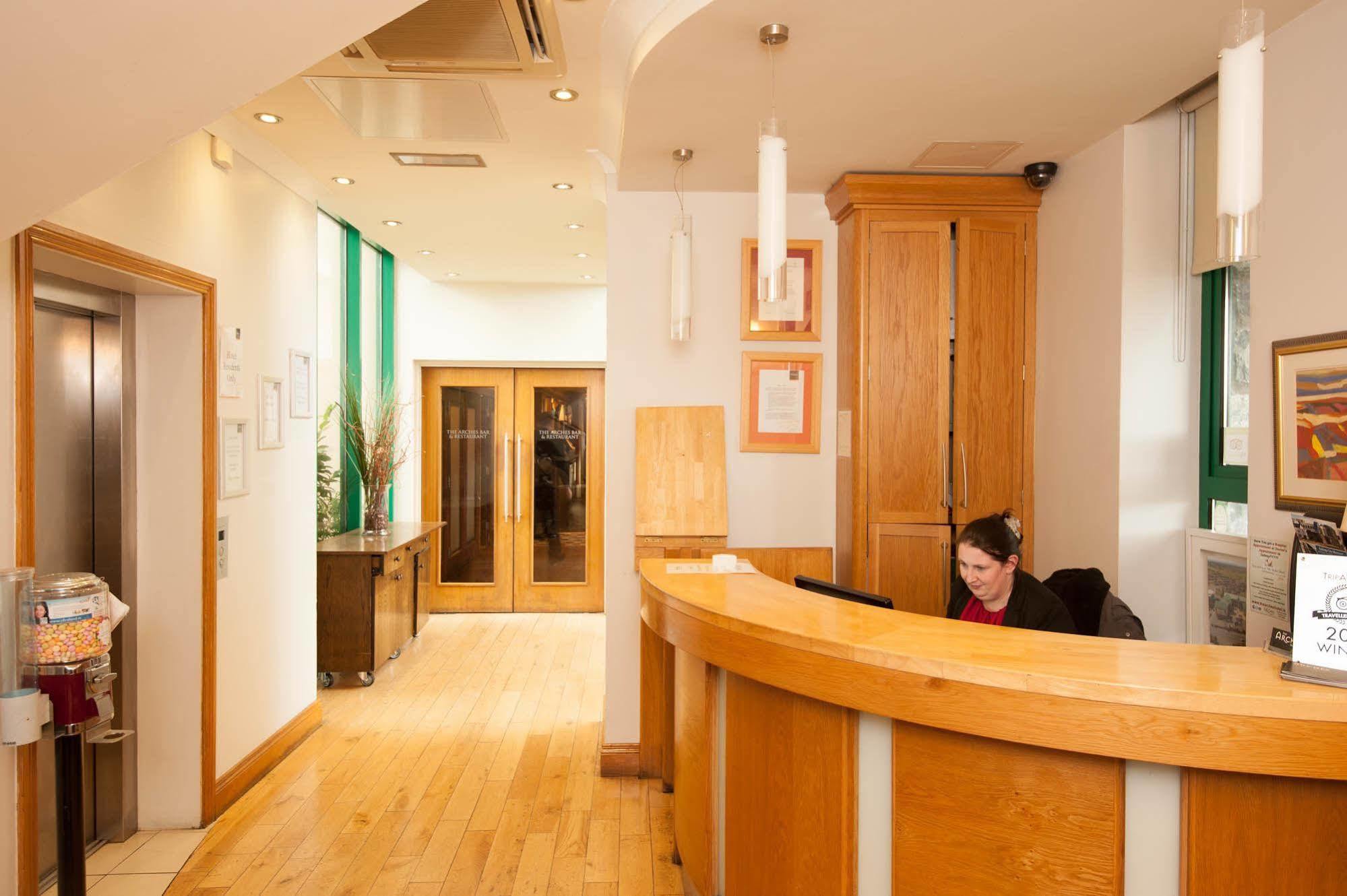 The Arches Hotel Claregalway Ngoại thất bức ảnh