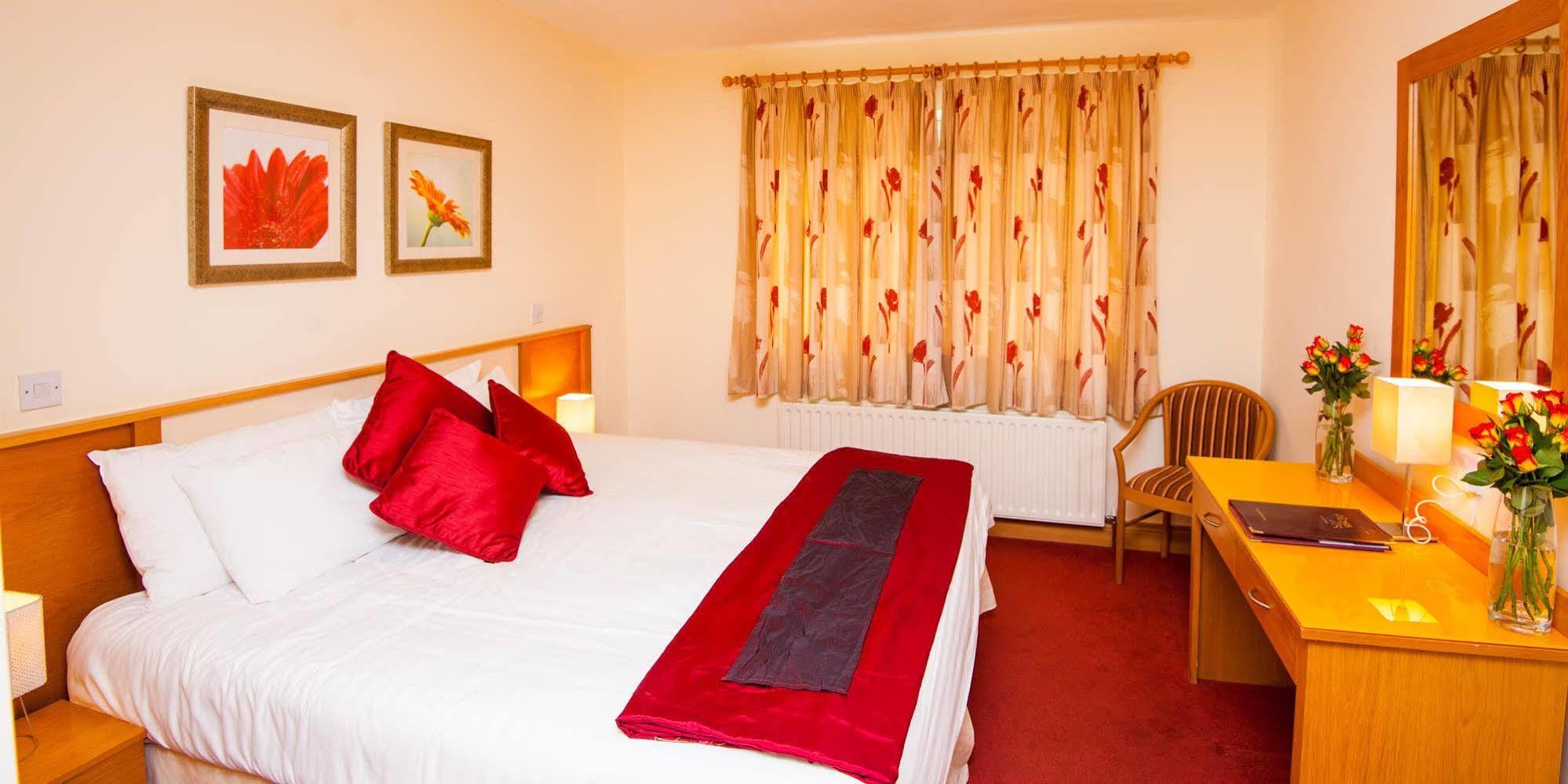 The Arches Hotel Claregalway Ngoại thất bức ảnh